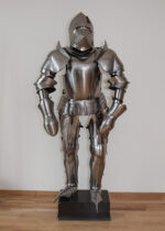 Vėlyvųjų viduramžių šarvų komplektas