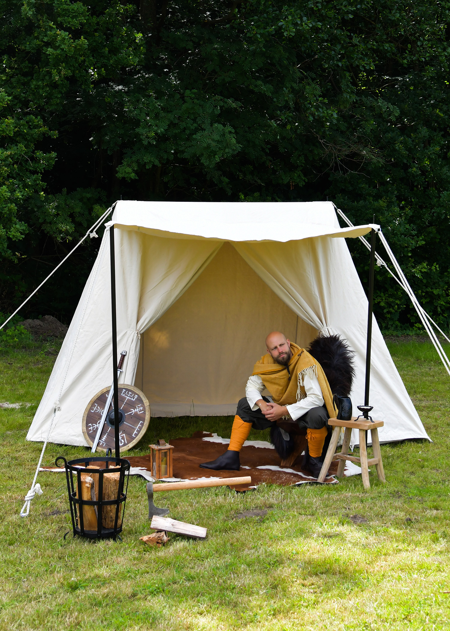 6896072040_sachsenzelt_saxon_tent_zelt_mittelalter_wikingerzelt_2x4m_natur-1.jpg