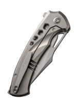 We Knife SWIFTFIN BEAD BLASTED TITANIUM SATIN, sulankstomas peilis